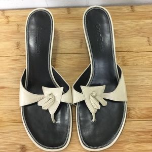 Cream & Brown Cole Haan Thong Sandals Size 8.5 EUC